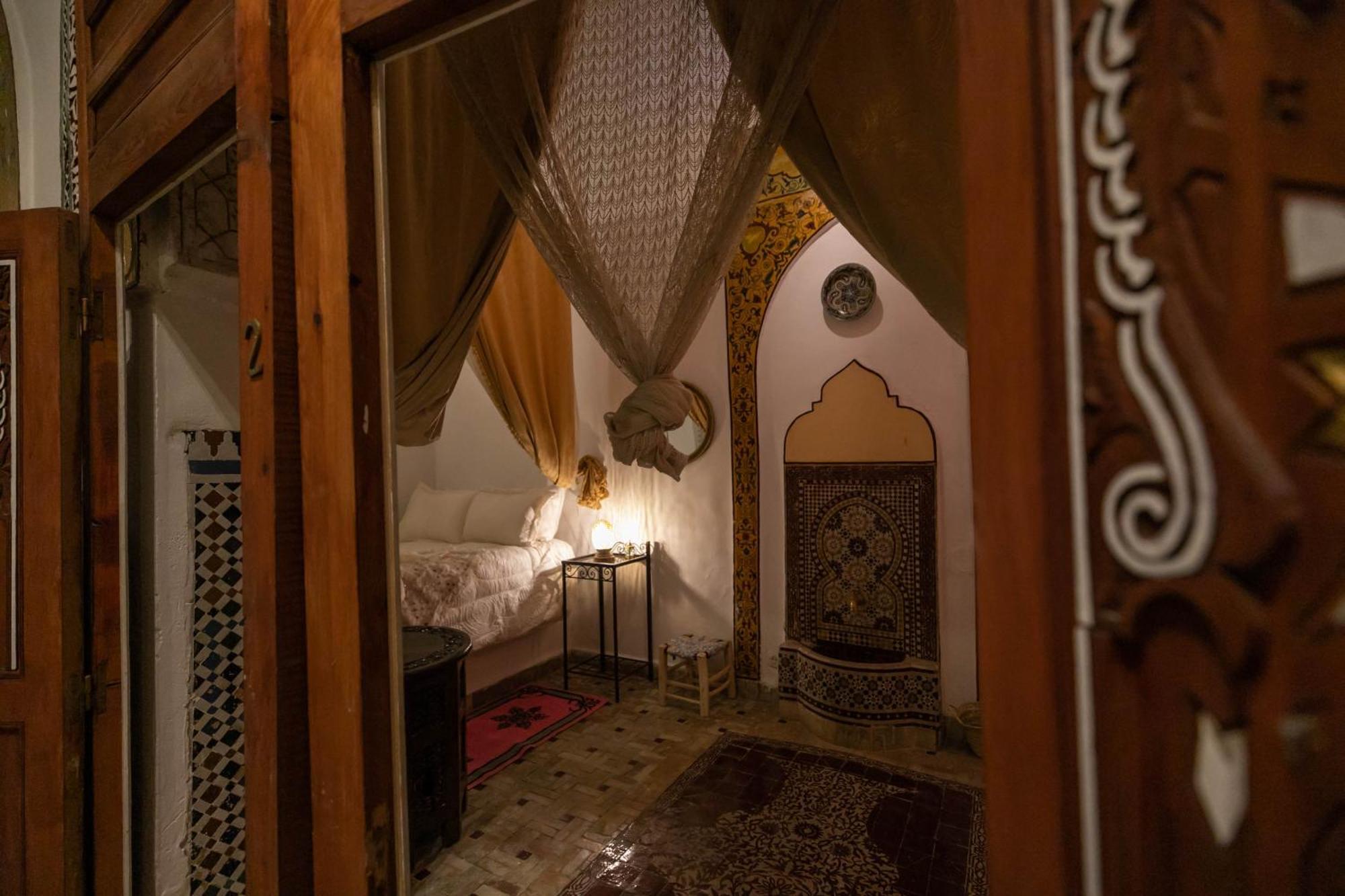 Riad Dar Diwan Fès Exteriör bild