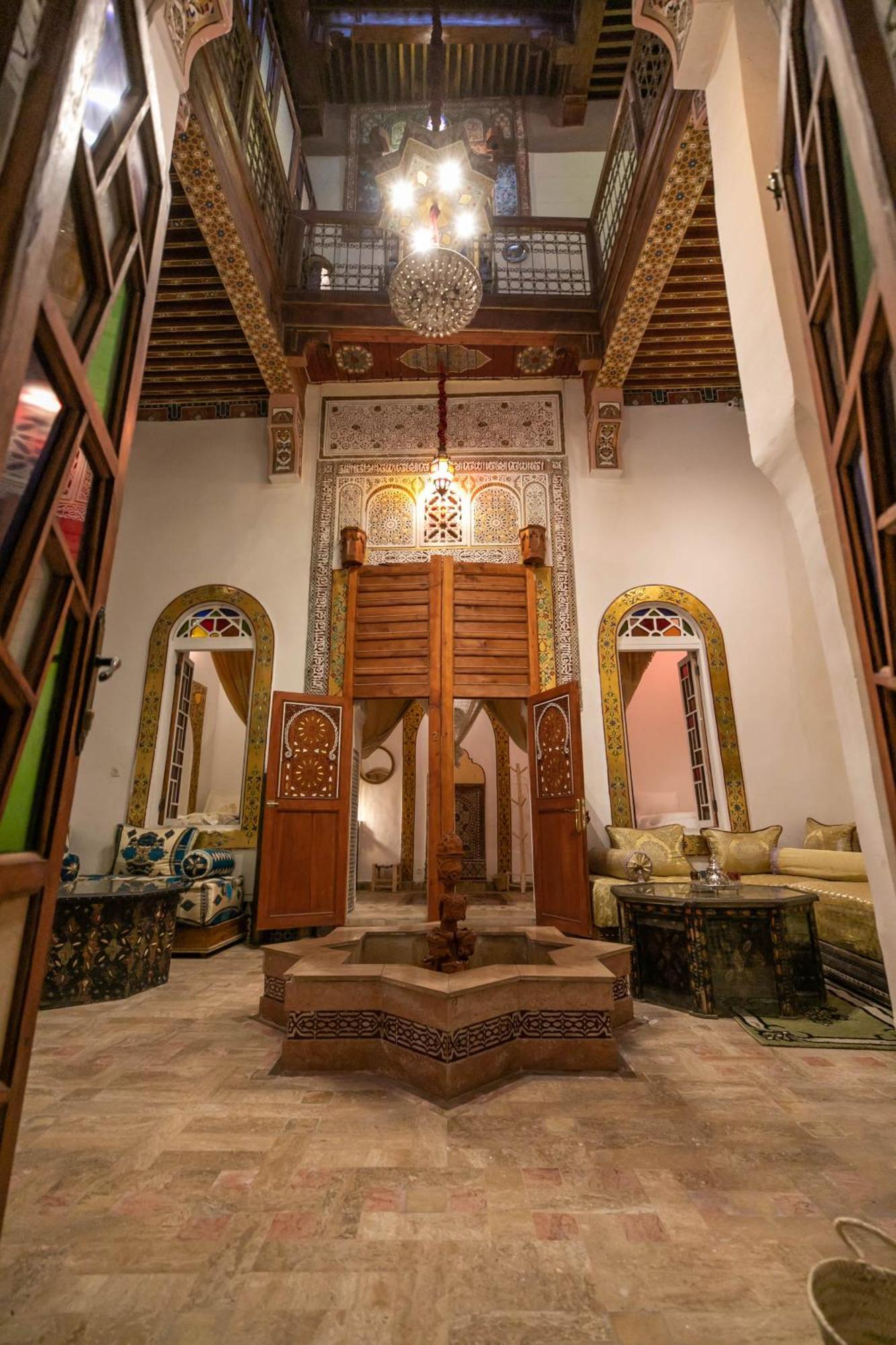 Riad Dar Diwan Fès Exteriör bild
