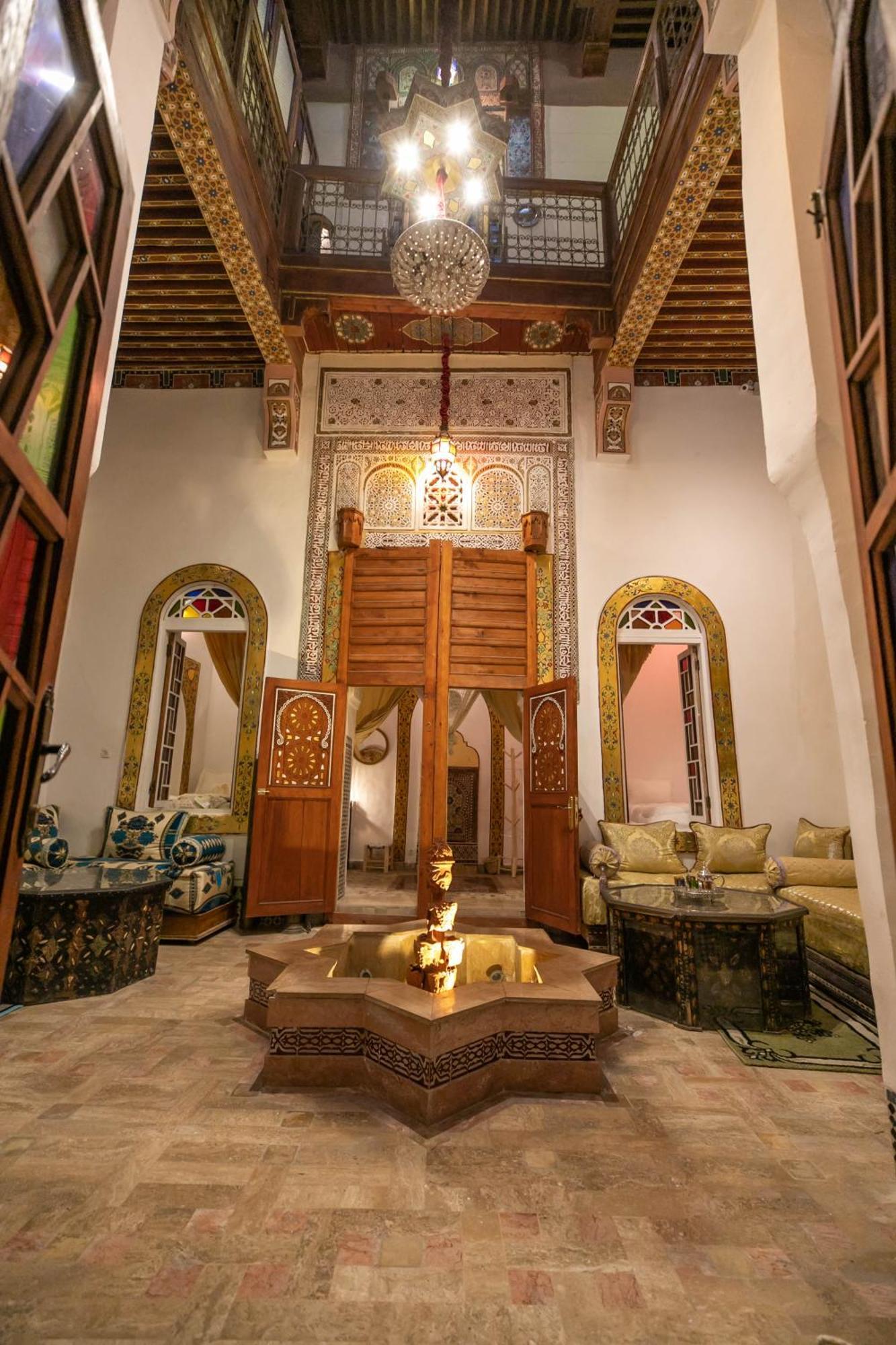 Riad Dar Diwan Fès Exteriör bild