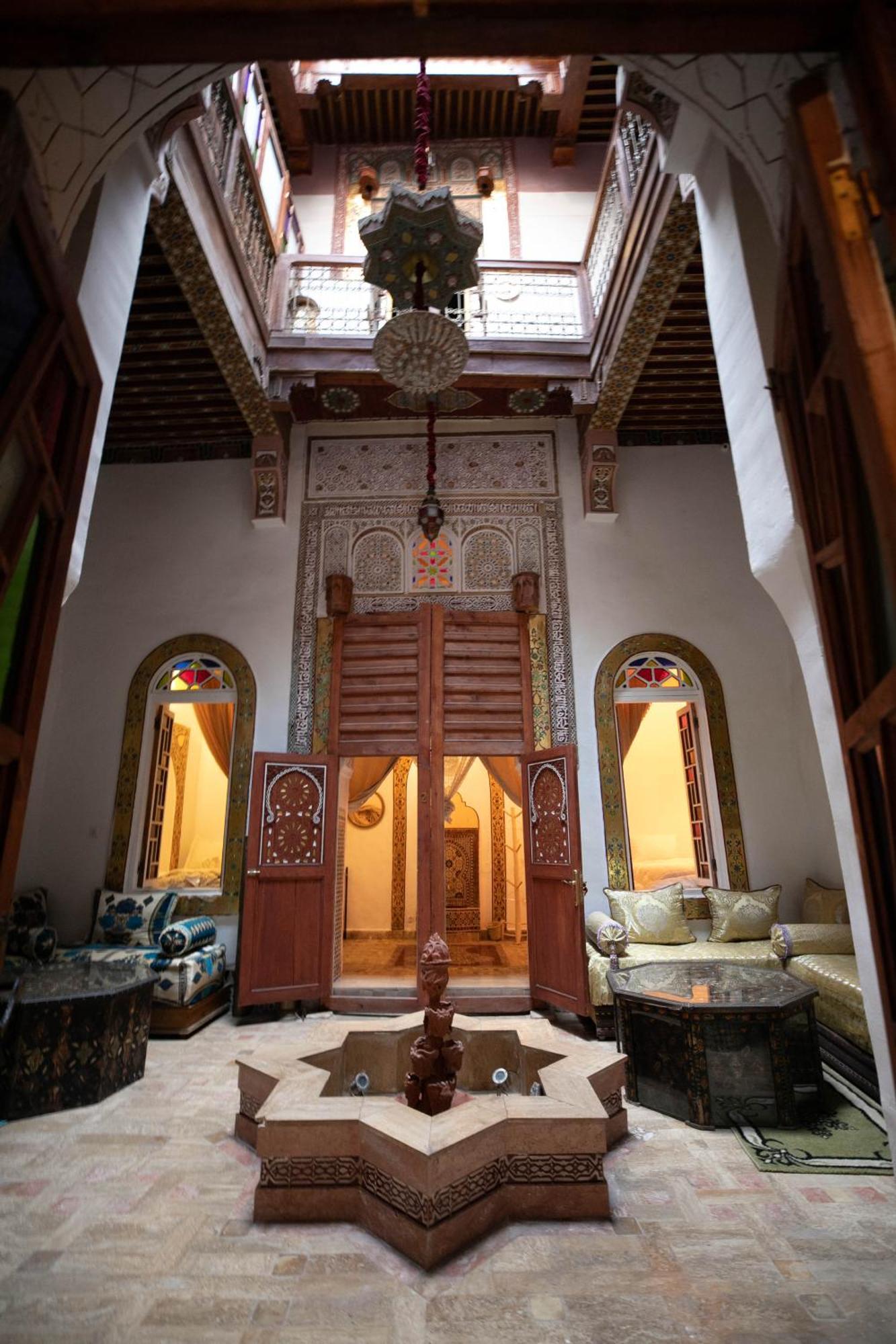 Riad Dar Diwan Fès Exteriör bild