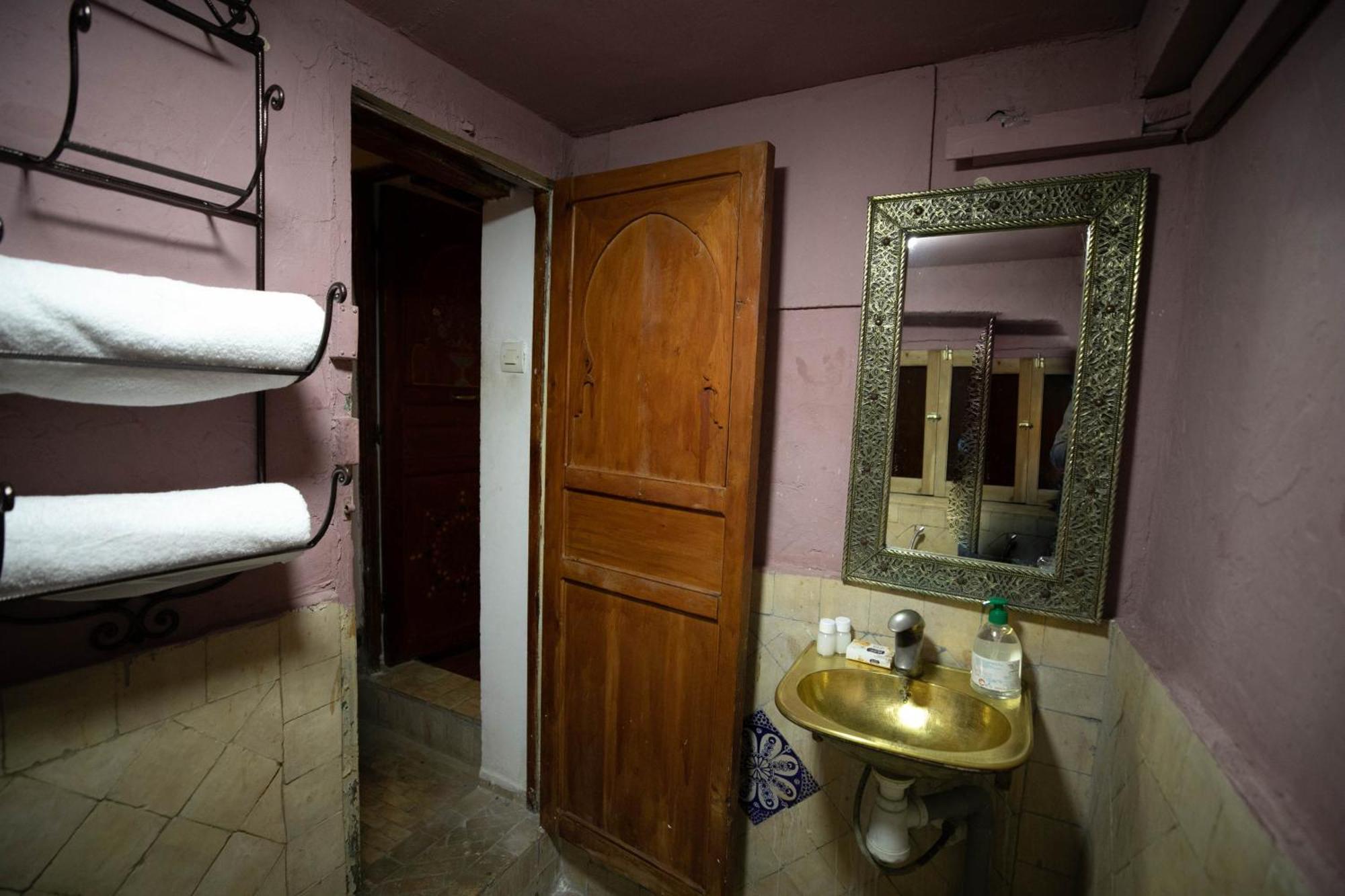 Riad Dar Diwan Fès Exteriör bild